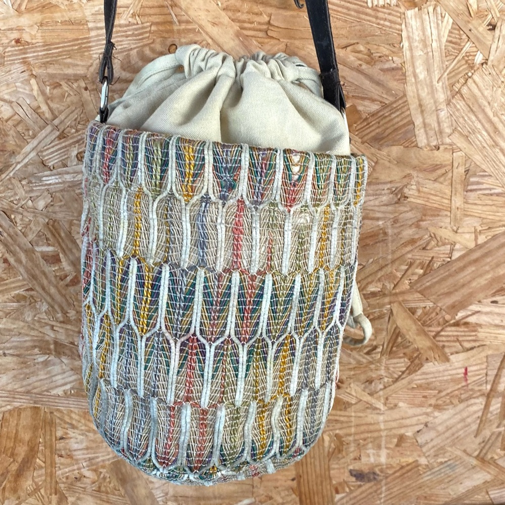 World Market multi color woven drawstring top bucket bag - Picture 10 of 10